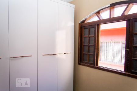 Casa à venda com 120m², 2 quartos e 2 vagasQuarto 2