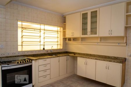 Casa à venda com 120m², 2 quartos e 2 vagasCozinha