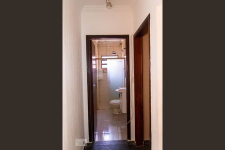 Casa à venda com 120m², 2 quartos e 2 vagasCorredor