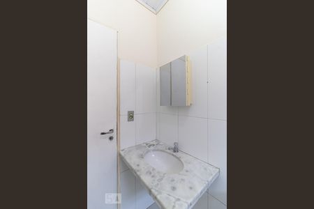 Casa à venda com 50m², 1 quarto e sem vagaBanheiro