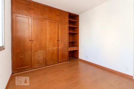 Apartamento para alugar com 90m², 2 quartos e 1 vagaQuarto 1