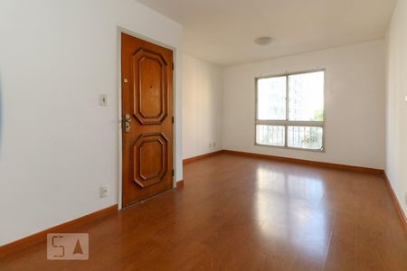 Sala de apartamento para alugar com 2 quartos, 90m² em Pinheiros, São Paulo