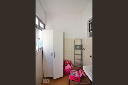 Apartamento para alugar com 65m², 2 quartos e 1 vagaÁrea de Serviço