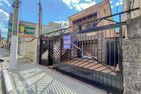 Casa para alugar com 150m², 2 quartos e 1 vagaFachada