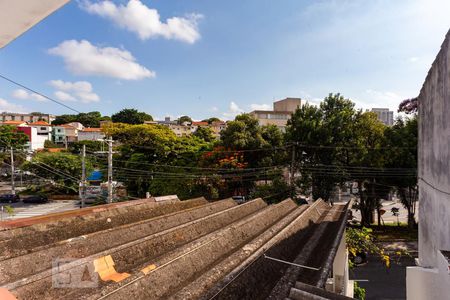 Casa à venda com 210m², 4 quartos e 3 vagas Casa à venda com 210m², 4 quartos e 3 vagasVista