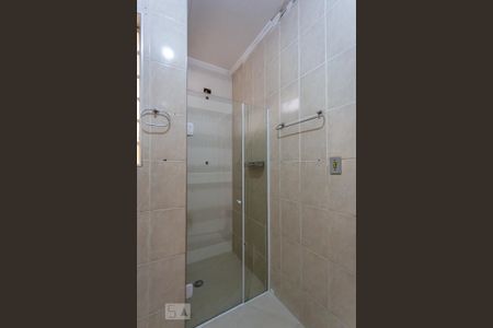 Casa à venda com 210m², 4 quartos e 3 vagas Casa à venda com 210m², 4 quartos e 3 vagasBanheiro da Suíte