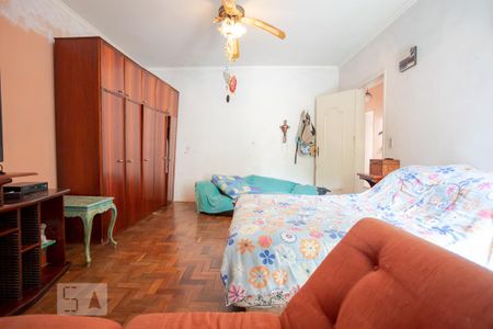 Casa à venda com 250m², 5 quartos e 3 vagas Casa à venda com 250m², 5 quartos e 3 vagasQuarto 2