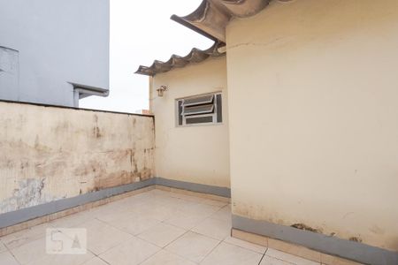 Casa à venda com 250m², 5 quartos e 3 vagas Casa à venda com 250m², 5 quartos e 3 vagasVaranda da Suíte 2
