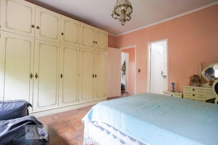 Casa à venda com 250m², 5 quartos e 3 vagas Casa à venda com 250m², 5 quartos e 3 vagasSuíte 1
