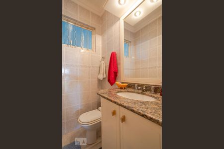 Lavabo de casa à venda com 5 quartos, 250m² em Santa Maria Goretti, Porto Alegre