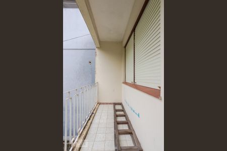 Casa à venda com 250m², 5 quartos e 3 vagas Casa à venda com 250m², 5 quartos e 3 vagasVaranda do Quarto 2