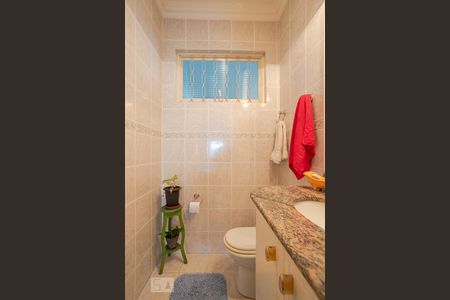 Lavabo de casa à venda com 5 quartos, 250m² em Santa Maria Goretti, Porto Alegre