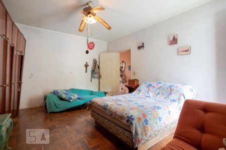 Casa à venda com 250m², 5 quartos e 3 vagas Casa à venda com 250m², 5 quartos e 3 vagasQuarto 2