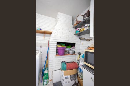 Casa à venda com 250m², 5 quartos e 3 vagas Casa à venda com 250m², 5 quartos e 3 vagasGaragem com Churrasqueira