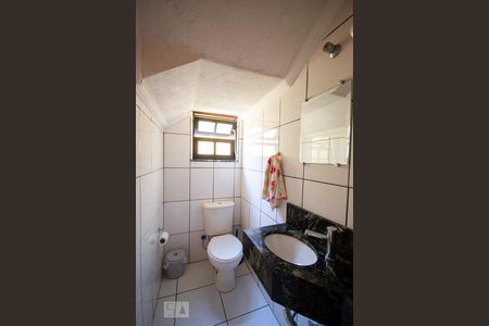 Lavabo de casa para alugar com 3 quartos, 176m² em Jardim Valdibia, São Bernardo do Campo