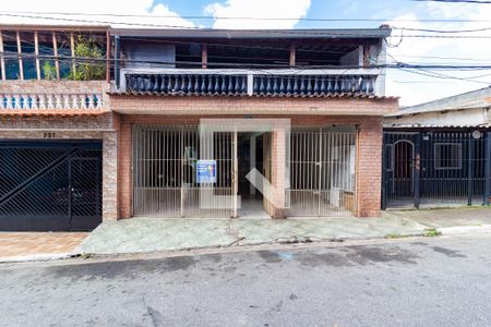 Casa para alugar com 36m², 1 quarto e 1 vaga Casa para alugar com 36m², 1 quarto e 1 vagaFachada