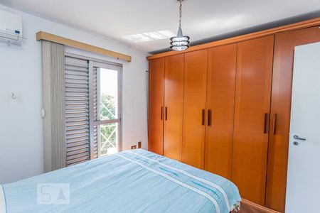 Casa à venda com 185m², 3 quartos e 5 vagas Casa à venda com 185m², 3 quartos e 5 vagasSuite