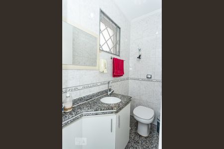 Casa à venda com 185m², 3 quartos e 5 vagas Casa à venda com 185m², 3 quartos e 5 vagasLavabo