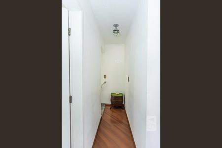 Casa à venda com 185m², 3 quartos e 5 vagas Casa à venda com 185m², 3 quartos e 5 vagasCorredor