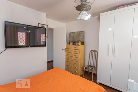 Casa à venda com 185m², 3 quartos e 5 vagas Casa à venda com 185m², 3 quartos e 5 vagasQuarto 1