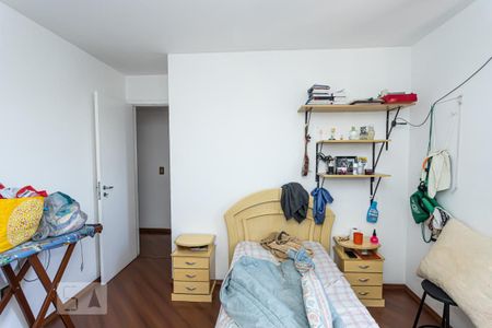 Casa à venda com 185m², 3 quartos e 5 vagas Casa à venda com 185m², 3 quartos e 5 vagasQuarto 2