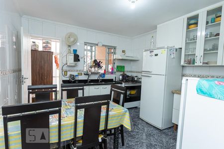 Casa à venda com 185m², 3 quartos e 5 vagas Casa à venda com 185m², 3 quartos e 5 vagasCozinha