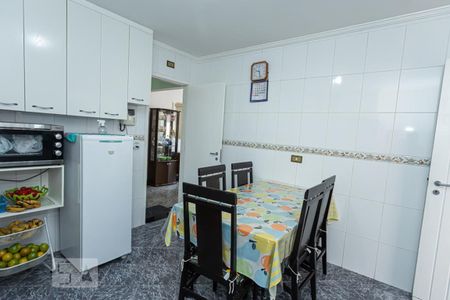 Casa à venda com 185m², 3 quartos e 5 vagas Casa à venda com 185m², 3 quartos e 5 vagasCozinha