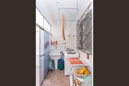 Casa à venda com 185m², 3 quartos e 5 vagas Casa à venda com 185m², 3 quartos e 5 vagasÁrea de Serviço