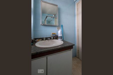 Apartamento para alugar com 136m², 3 quartos e 1 vaga Apartamento para alugar com 136m², 3 quartos e 1 vagaBanheiro Social