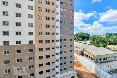 Vista  de apartamento para alugar com 2 quartos, 43m² em Piraporinha, Diadema