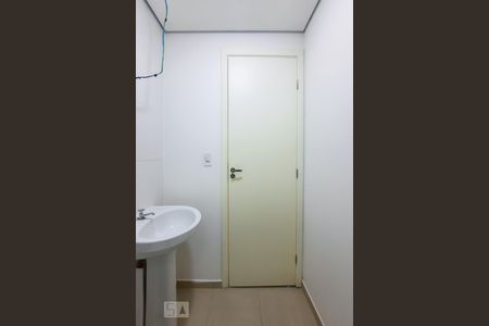 Apartamento para alugar com 43m², 2 quartos e 1 vaga Apartamento para alugar com 43m², 2 quartos e 1 vagaBanheiro