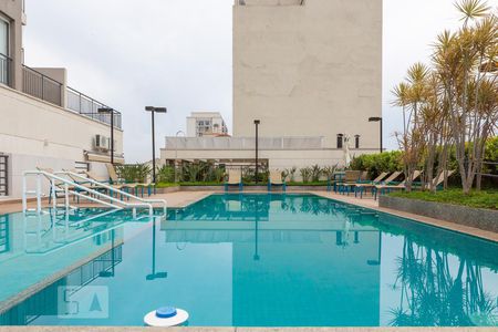 Apartamento para alugar com 37m², 1 quarto e 1 vaga Apartamento para alugar com 37m², 1 quarto e 1 vagaÁrea comum - Piscina