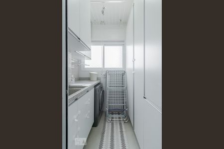 Apartamento à venda com 83m², 2 quartos e 2 vagasLavanderia