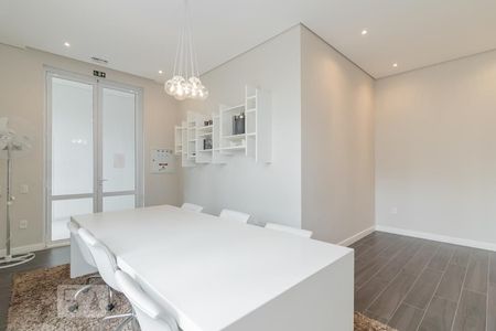 Apartamento à venda com 83m², 2 quartos e 2 vagasCooworking