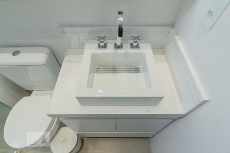 Apartamento à venda com 83m², 2 quartos e 2 vagasBanheiro da Suíte 2