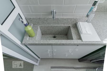 Apartamento à venda com 83m², 2 quartos e 2 vagasLavanderia