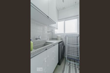 Apartamento à venda com 83m², 2 quartos e 2 vagasLavanderia