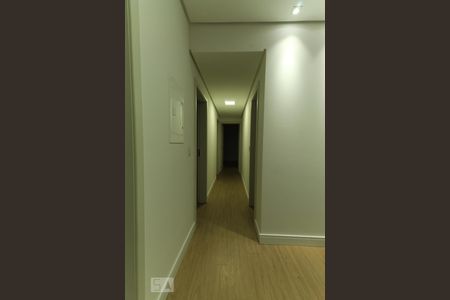 Apartamento para alugar com 93m², 3 quartos e 2 vagas Apartamento para alugar com 93m², 3 quartos e 2 vagasCorredor