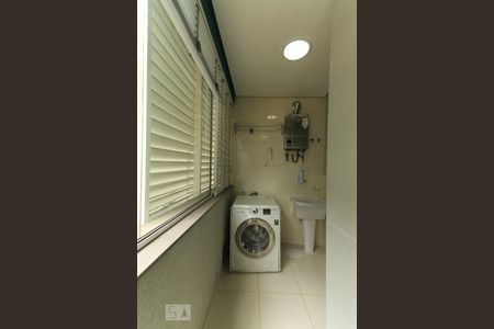 Apartamento para alugar com 93m², 3 quartos e 2 vagas Apartamento para alugar com 93m², 3 quartos e 2 vagasVaranda