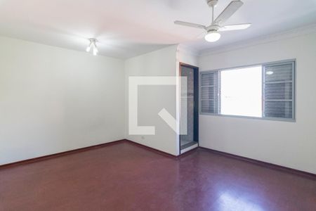 Casa para alugar com 204m², 3 quartos e 4 vagasQuarto Suite Edícula