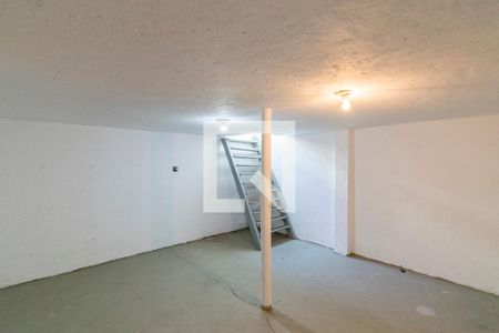 Casa para alugar com 204m², 3 quartos e 4 vagasPorão Edícula