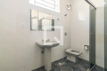 Casa para alugar com 204m², 3 quartos e 4 vagasBanheiro