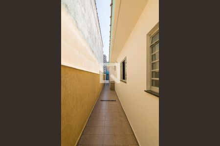 Casa para alugar com 204m², 3 quartos e 4 vagasCorredor