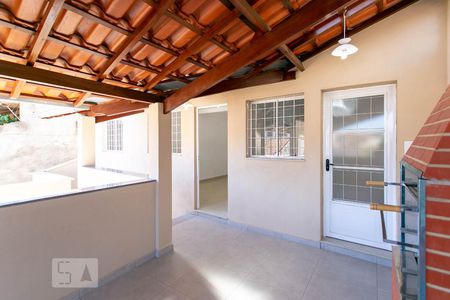 Casa para alugar com 130m², 3 quartos e 2 vagasVaranda