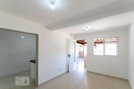 Sala de casa para alugar com 3 quartos, 130m² em Alípio de Melo, Belo Horizonte