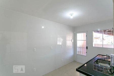 Casa para alugar com 130m², 3 quartos e 2 vagasCozinha
