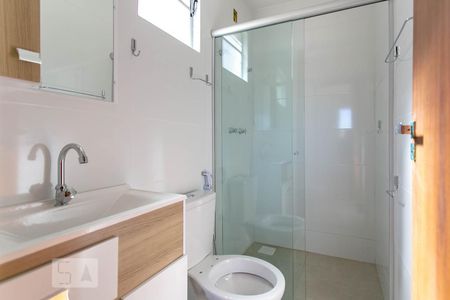 Banheiro da Suíte de casa para alugar com 3 quartos, 130m² em Alípio de Melo, Belo Horizonte