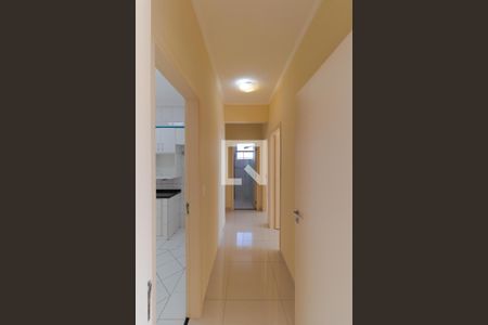Corredor de apartamento para alugar com 3 quartos, 94m² em Centro, Campinas