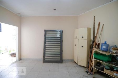 Casa à venda com 160m², 3 quartos e sem vagaSalão