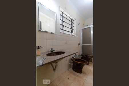 Casa à venda com 160m², 3 quartos e sem vagaBanheiro da Suíte